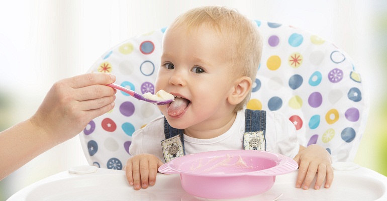 Why do toddlers reject one parent?