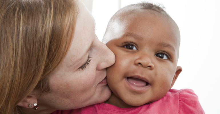 Bond with your baby like this happy mother and child