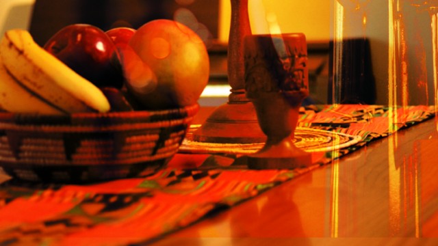 Kwanzukkah includes fruit, along with other food and drinks