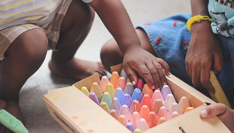 Two preschool children learn about categories.