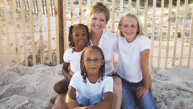 Sherri Gragg and her three children